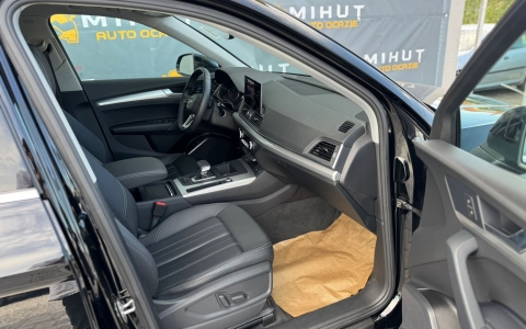 Audi Q5 2.0L MHEV quattro S tronic 2021
