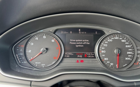 Audi Q5 2.0L MHEV quattro S tronic 2021